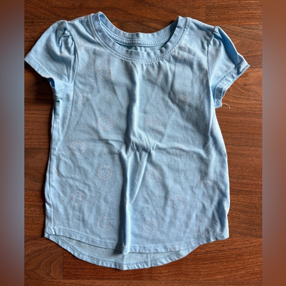 🌼5/$10🌼Cat & Jack Sky Blue Tee with smile print 4t